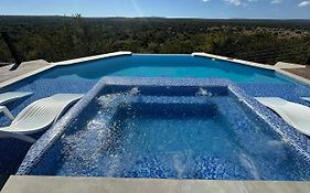 Tebuah Private Lodge, Mabalingwe